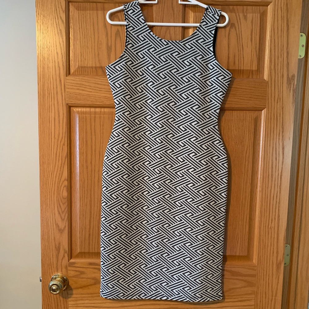 Black & white RD Style Midi Dress